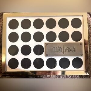 Gwen Stefani x Urban Decay Palette + ColourPop “It’s My Pleasure” Palette.